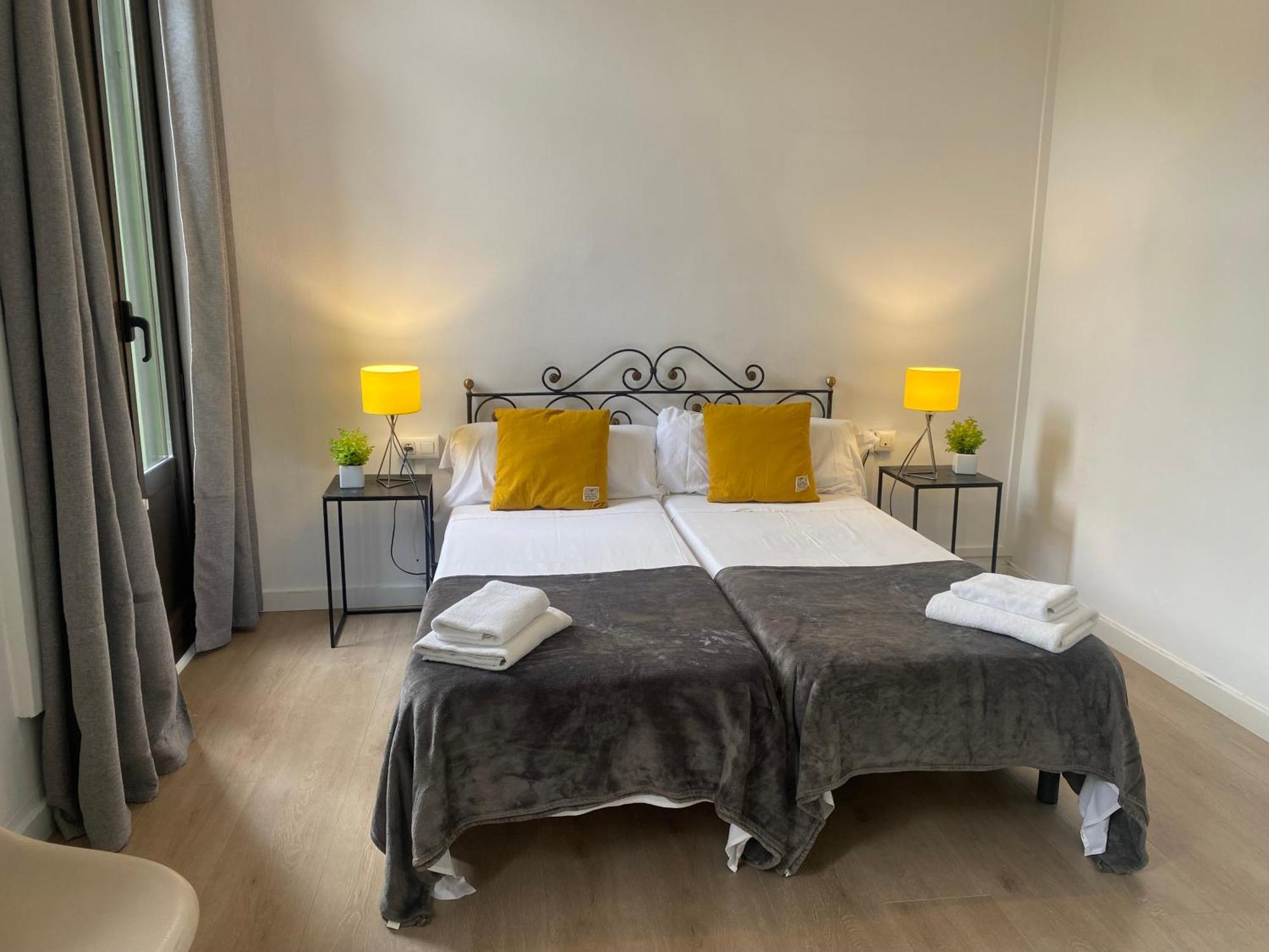 555 Apartments Bcn Barcelona Bagian luar foto